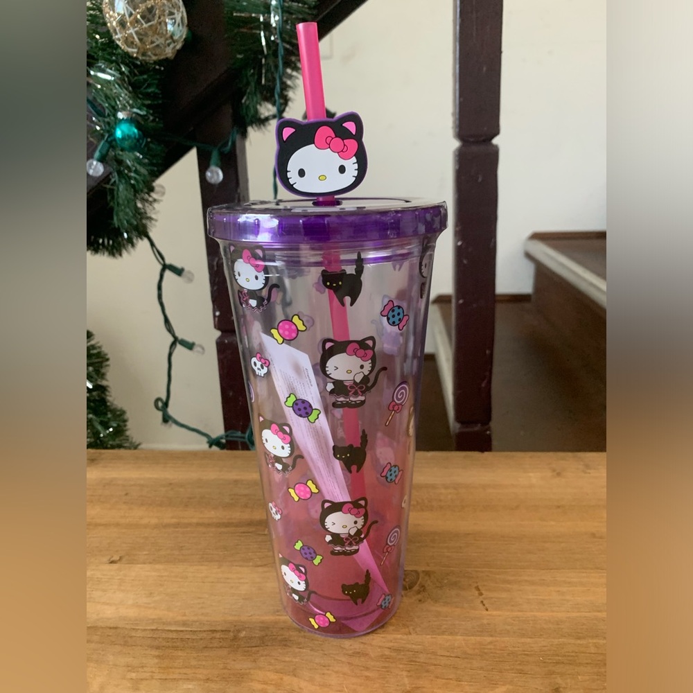 hello kitty tumbler